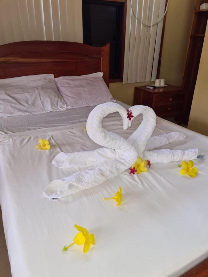 La-Familia Guest House Đảo Đảo Siquijor Ngoại thất bức ảnh